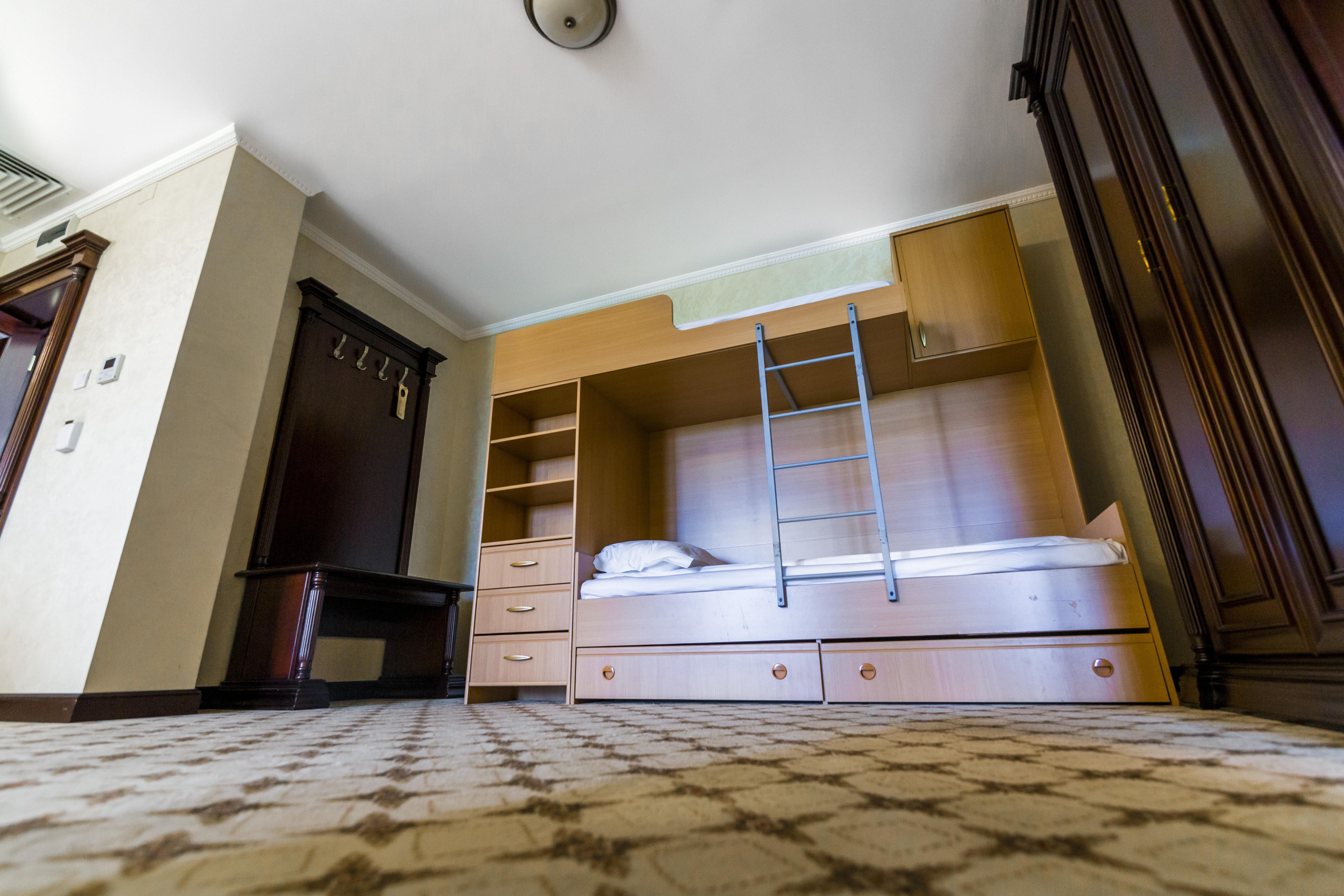 Hotel Golden House Craiova Ngoại thất bức ảnh