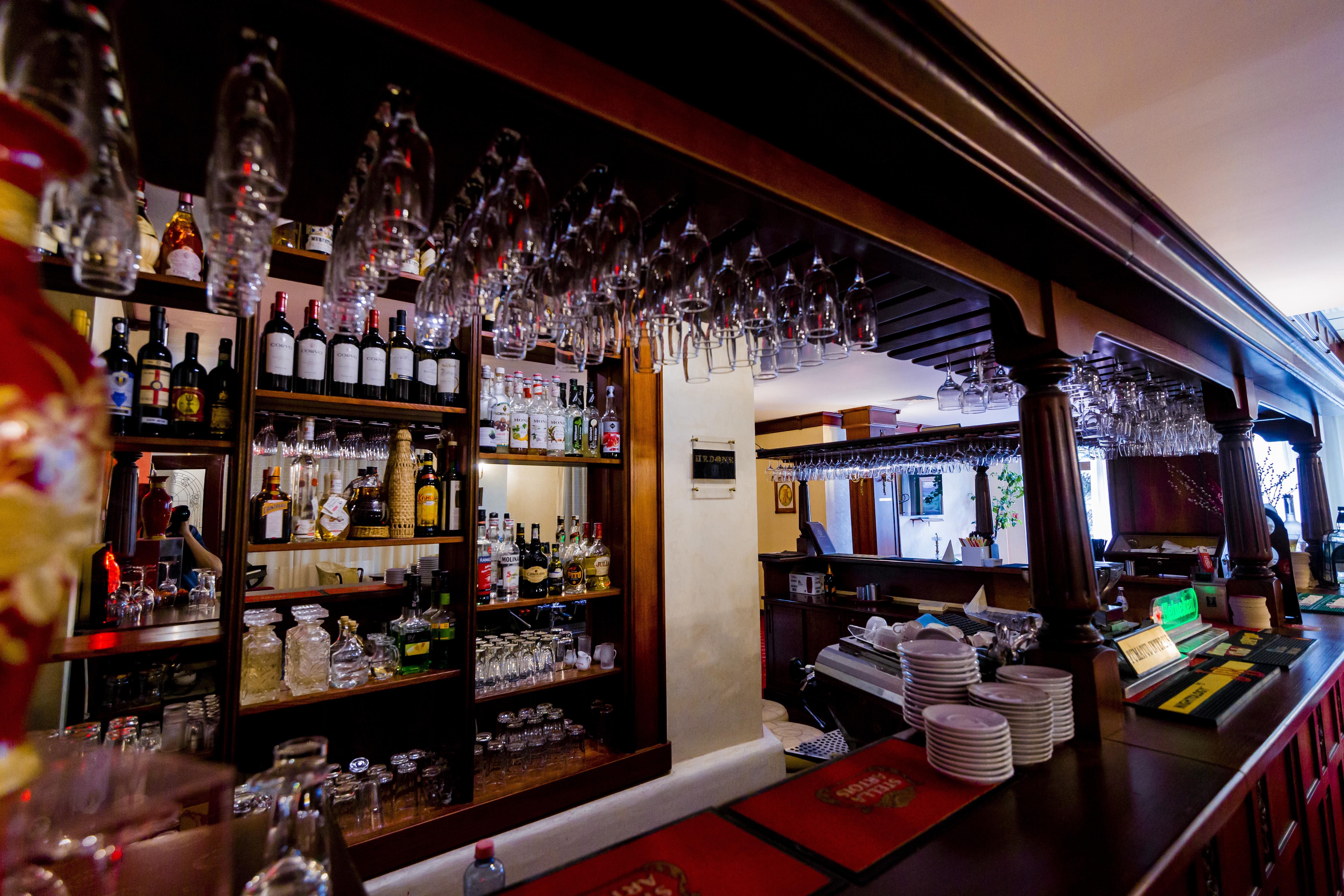 Hotel Golden House Craiova Ngoại thất bức ảnh