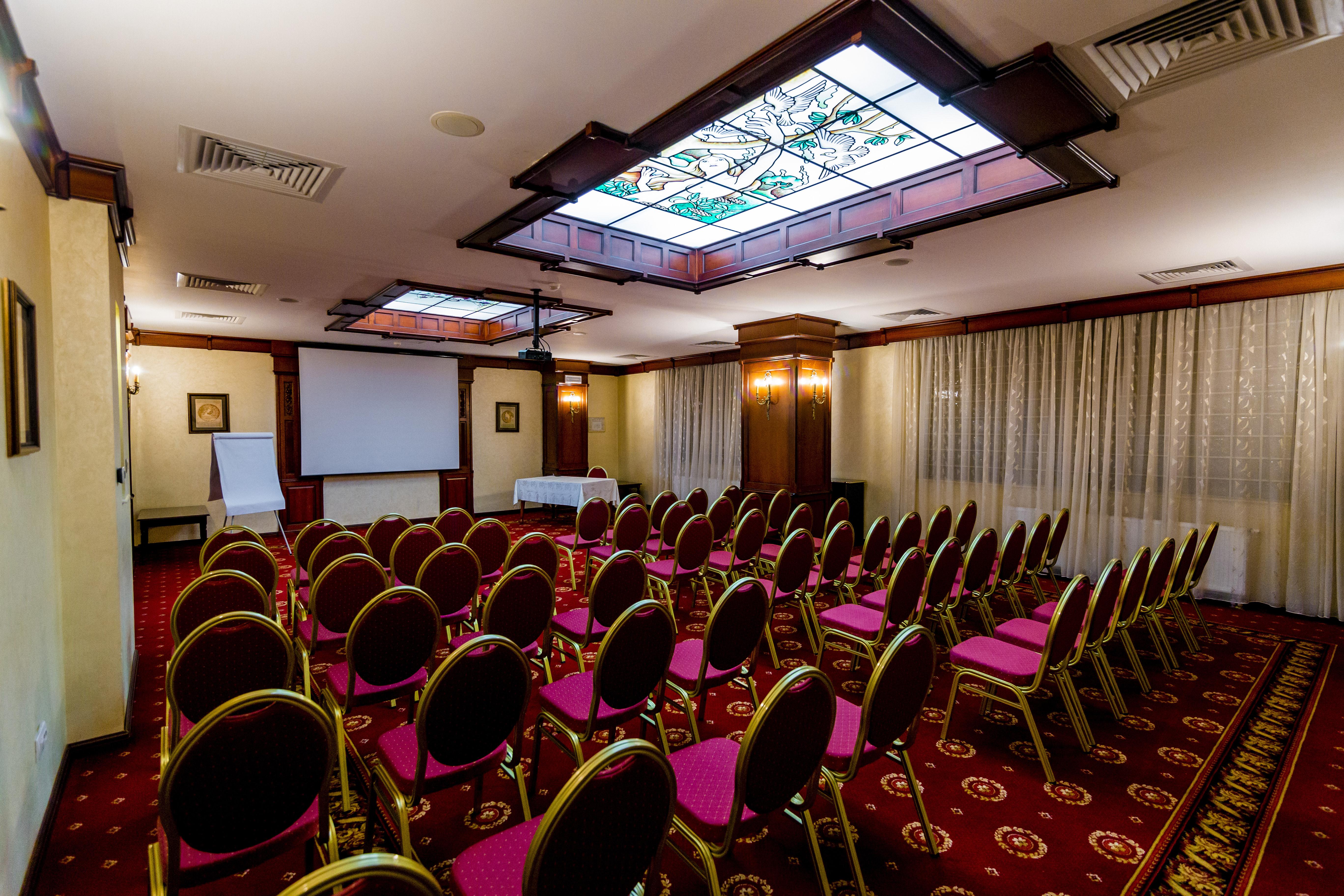 Hotel Golden House Craiova Ngoại thất bức ảnh